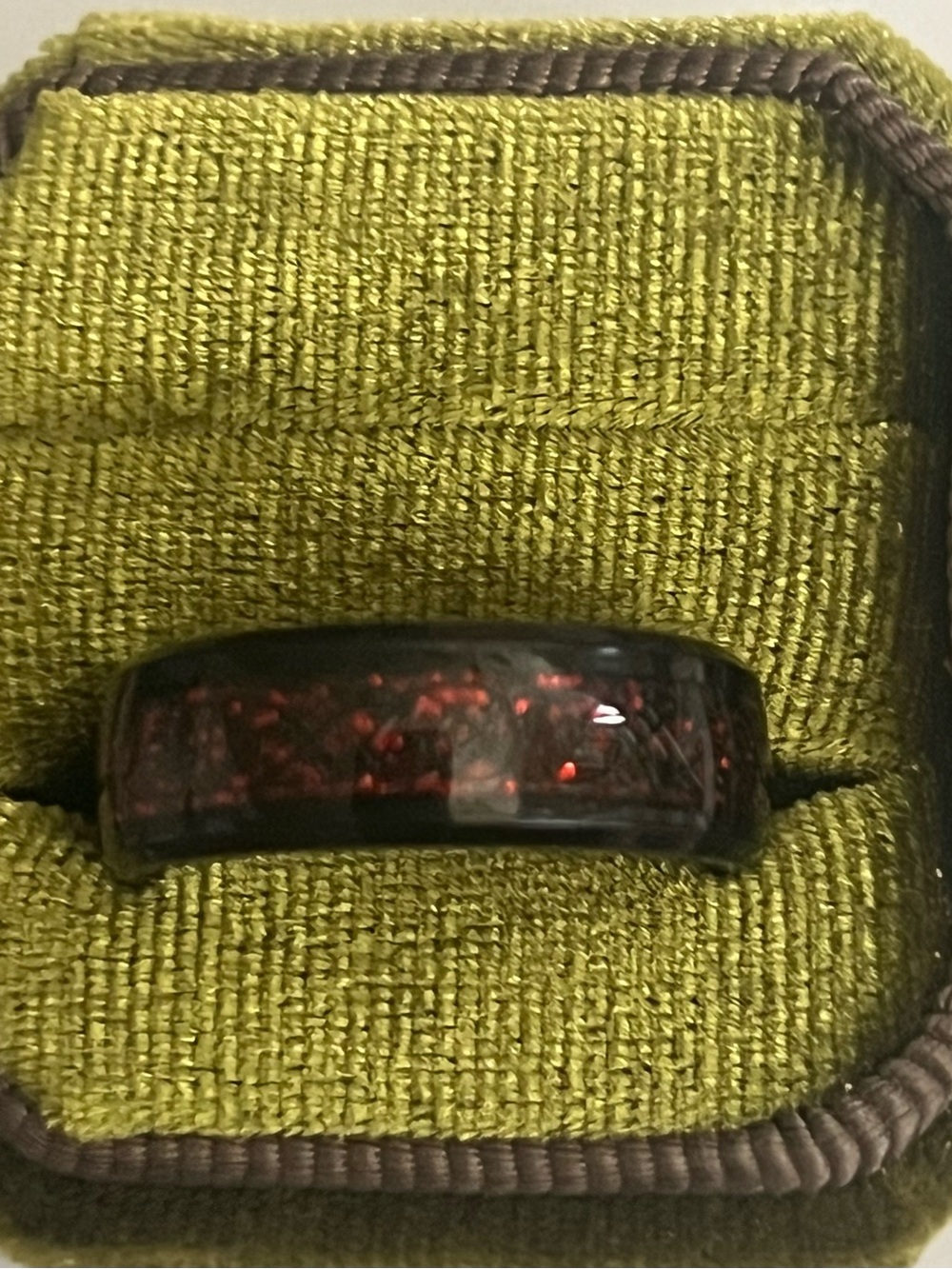 Men’s Titanium Steel Black/Red Dragon Inlay Polished Finish 8mm Band Size 11